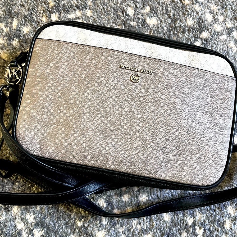 Michael Kors Crossbody